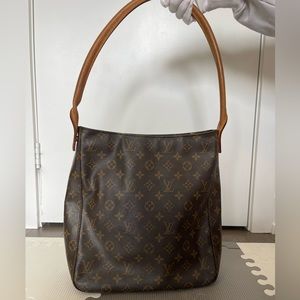 Authentic Louis Vuitton Looping GM Shoulder bag